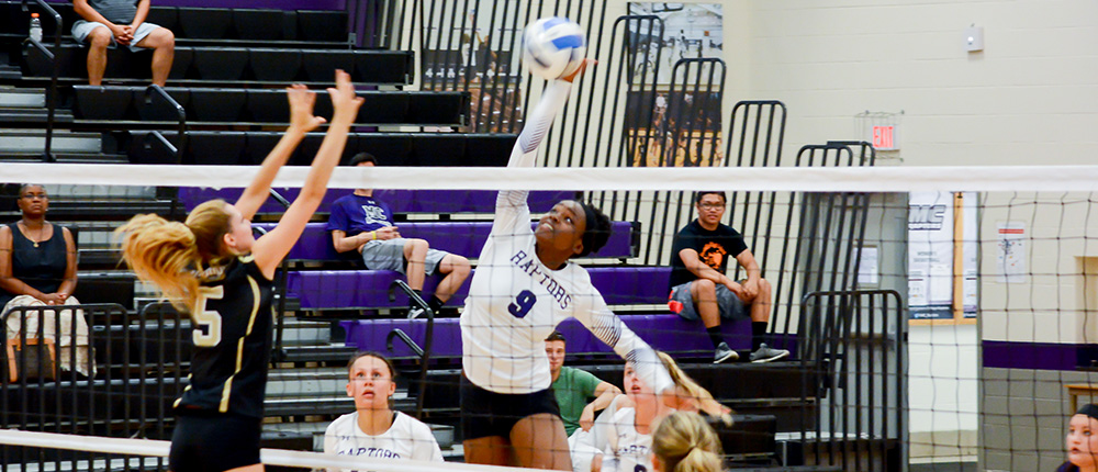 Volleyball Defeats DI Conference Opponent in Close Game at Garrett College